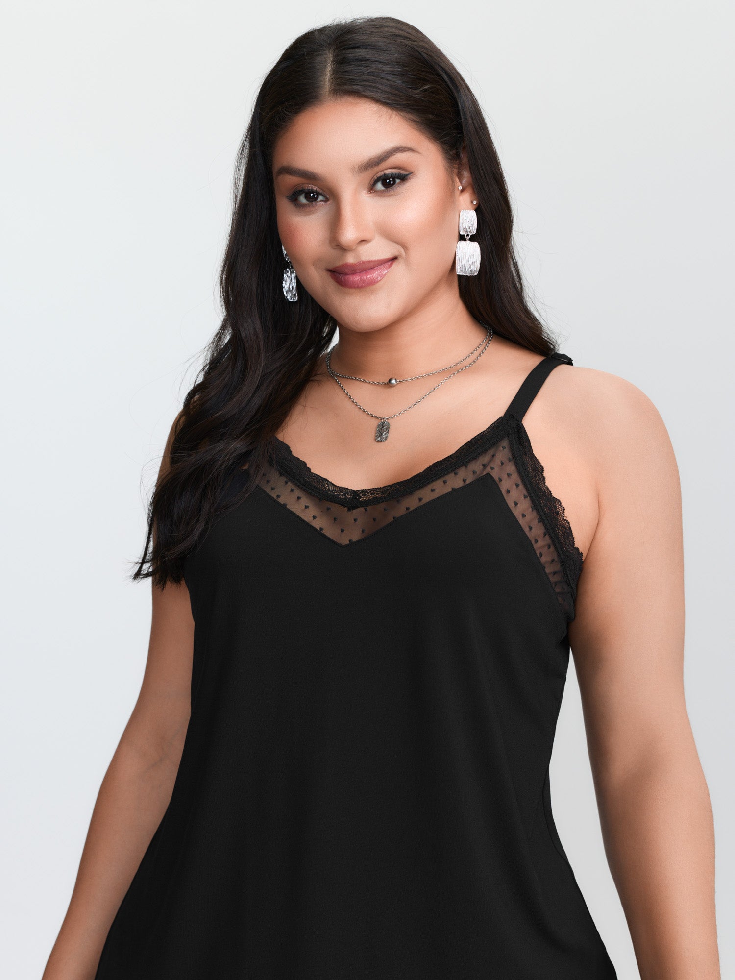 Plus‑size Black Knitted Camiso - đánh giá và giá Lace Trim Cami