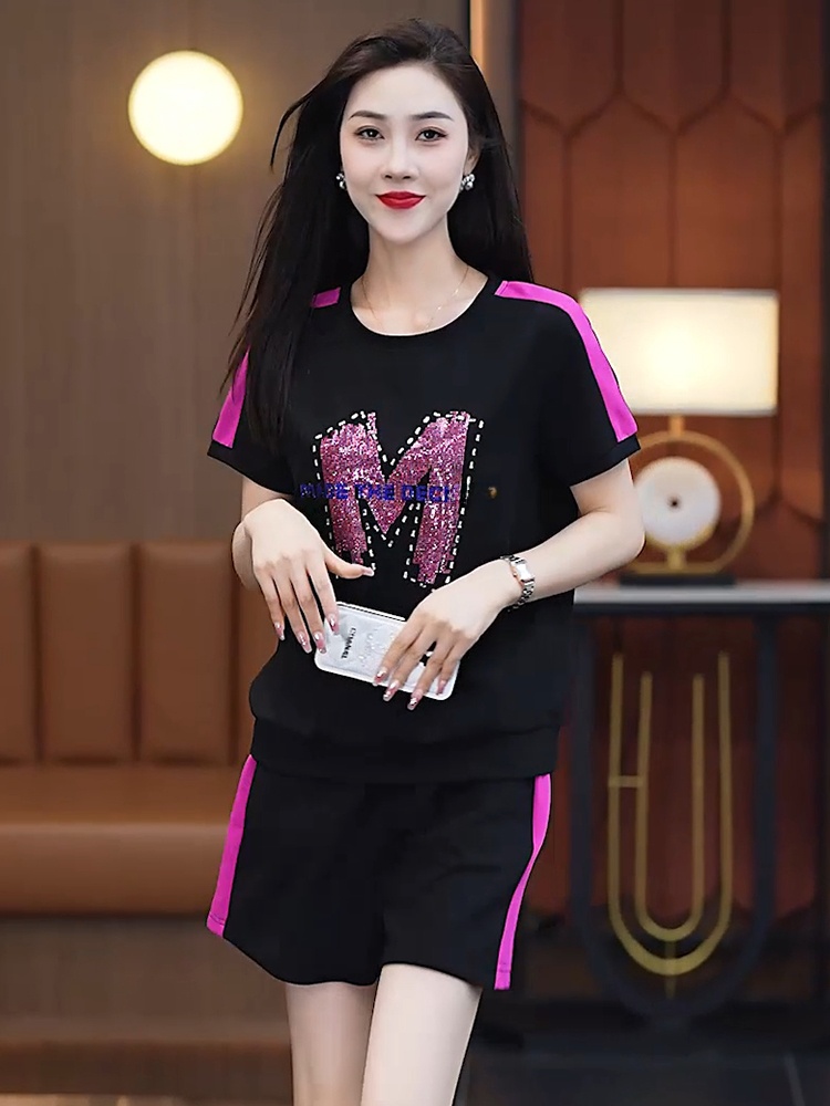 Fashionable Sportswear Set for - đánh giá và giá Women Fashion Over The Years
